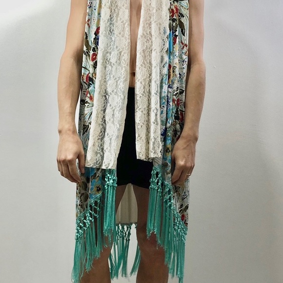 Sleeveless Floral Printed Long Cardigan - Picture 7 of 7